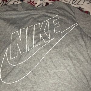 Nike t-shirt